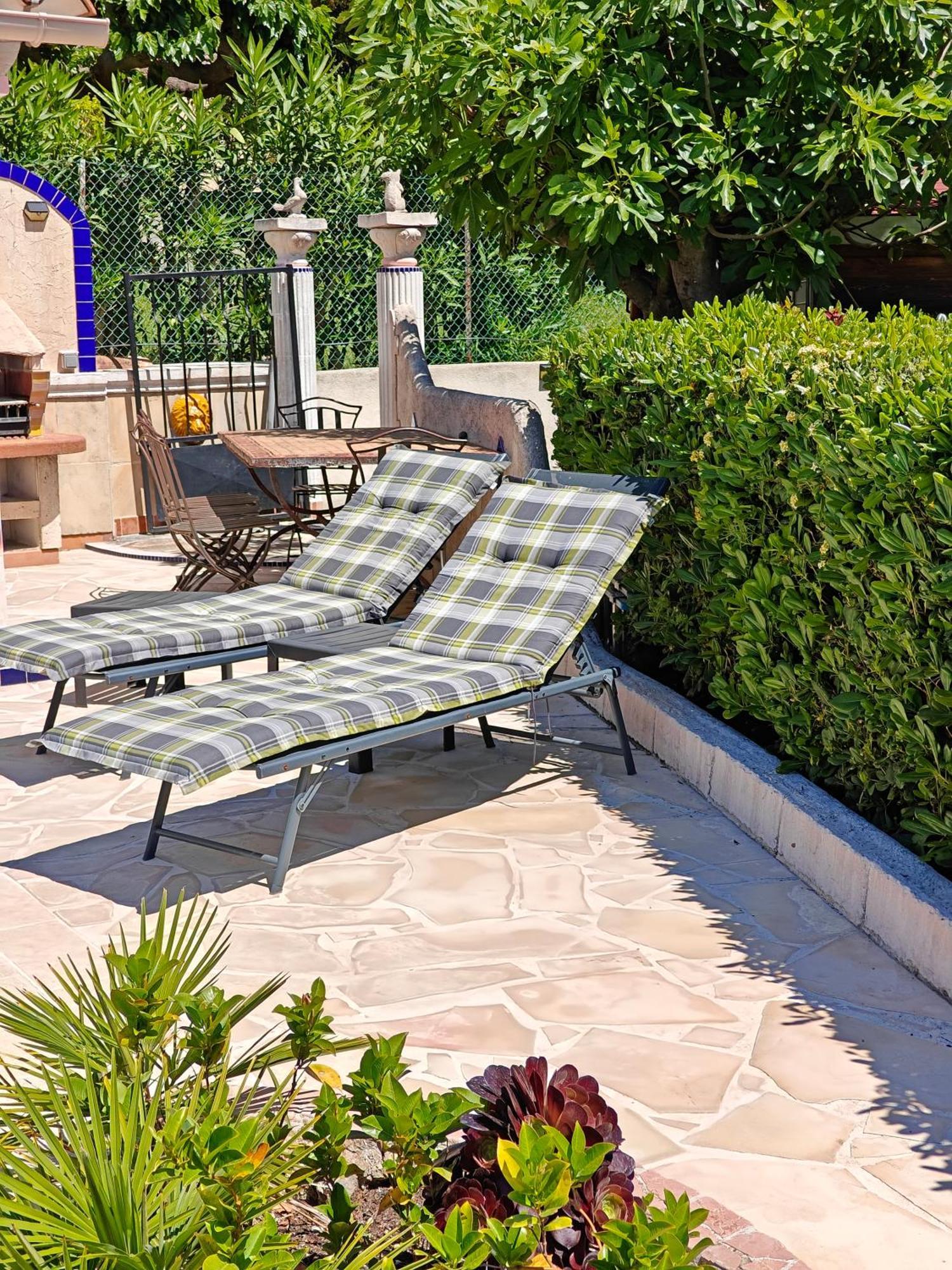 Gasthuis Plein Sud-piscine-spa-climatisation-parking Prive-calme Et Detente
